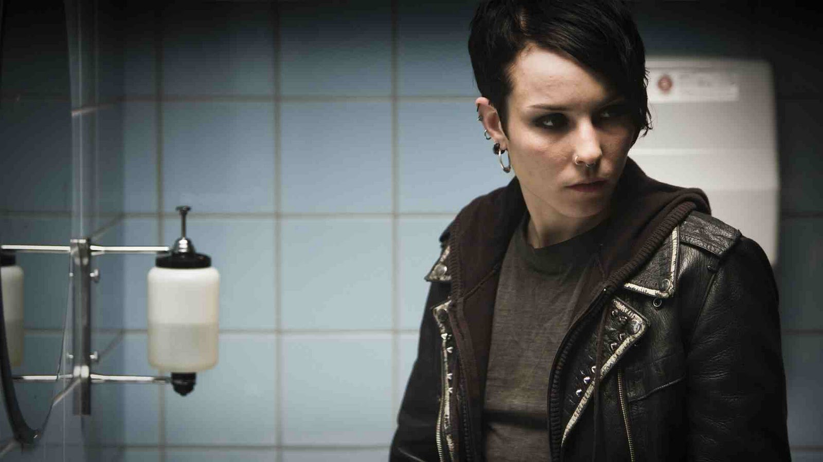 http://3.bp.blogspot.com/-XZXQXDAeMRg/TulZ39xFx-I/AAAAAAAAEjY/vYV25Ono-_E/s1600/noomi+1.jpg