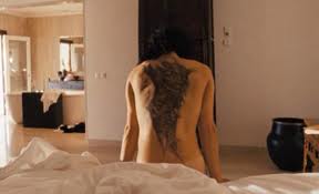 http://4.bp.blogspot.com/-_Qh7ihuBcKU/TulgVxM35UI/AAAAAAAAEj4/MrqGhkXA1Jw/s1600/back+tattoo.jpg