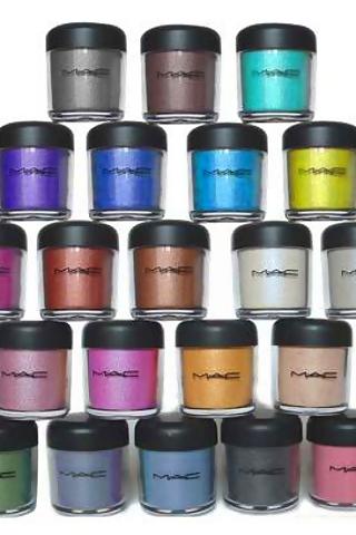 http://3.bp.blogspot.com/-i2e7WlDtglY/TwvADGv6okI/AAAAAAAAEn8/_hrx4tku8gU/s1600/mac-pigment-colour-powder-mobile-wallpaper.jpg